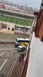 (ÖZEL) Esenyurt'ta Ruhsati Iptal Edilen Taksici Kaçti, Polis Kovaladi