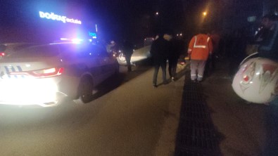 Seyir Halindeki Otomobil Tellere Çarpip Takla Atti