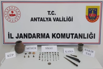 Antalya'da Tarihi Eser Operasyonu
