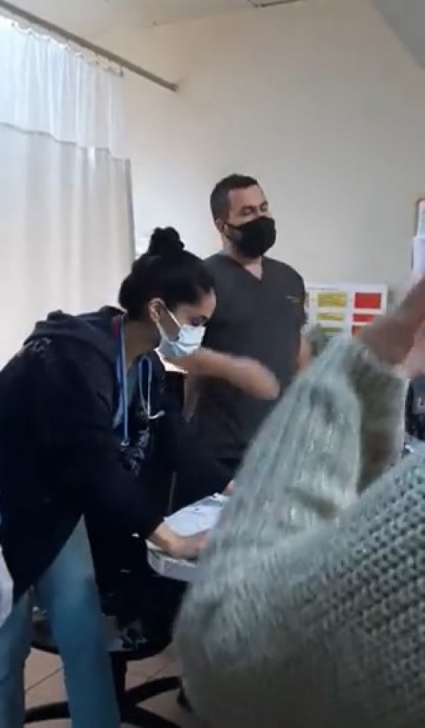 Sakarya Yenikent Devlet Hastanesi'nde maske tartışması!