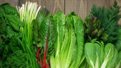 Yeşillikler Buzdolabında Nasıl Uzun Süre Saklanır?