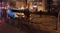 Kavga Ihbarina Giden Polis Otolari Kaza Yapti Açiklamasi 2 Yarali