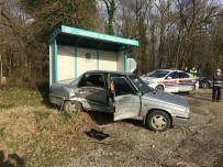 Bartın'da İki Otomobil Çarpıştı Açıklaması 1 Yaralı