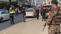 İskenderun'da 31 Noktada Huzur Ve Güven Uygulaması Haberi