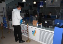 Kuşadası Belediyesi Güvercin Masaya Bir Yılda 122 Bin Başvuru Yapıldı