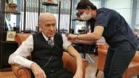 DEVLET BAHÇELİ - Bahçeli aşının ikinci dozunu yaptırdı!
