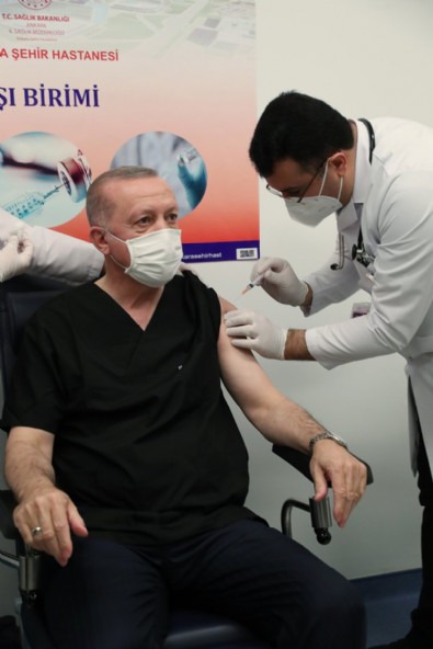 Başkan Erdoğan aşının 2. dozunu yaptırdı