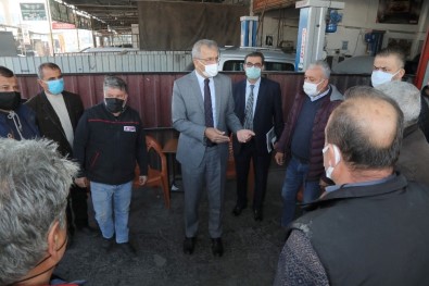 Başkan Tarhan Sanayi Esnafıyla Buluştu