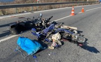 Motosikletler Kafa Kafaya Çarpıştı Açıklaması 2 Yaralı Haberi