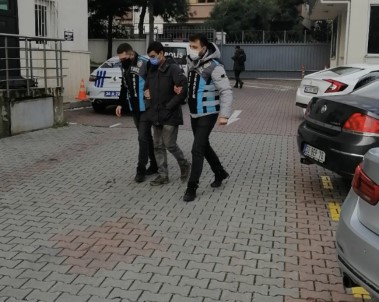 İstanbul'da Genç Kadına Dehşeti Yaşatan Maganda Sürücü Yakalandı
