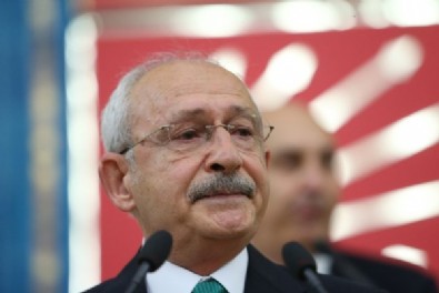 Kemal Kılıçdaroğlu'ndan diktatörlük adımı! Koltuğu bırakmayı reddetti