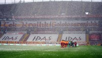 Galatasaray'da 6 Değişiklik