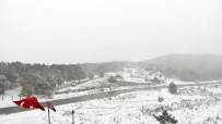 Kar Yağışıyla Beraber İstanbul Beyaza Büründü Haberi