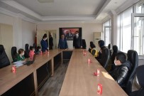 Vakıflar Bölge Müdürlüğünden Selendili Öğrencilere Tablet