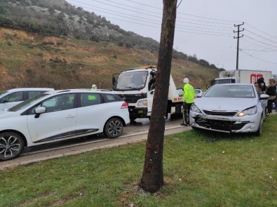 Bursa'da Zincirleme Kaza Açıklaması 1 Yaralı