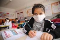 Deprem Ve Pandeminin Etkilediği Elazığ'ın Köy Okullarında İlk Ders Heyecanı