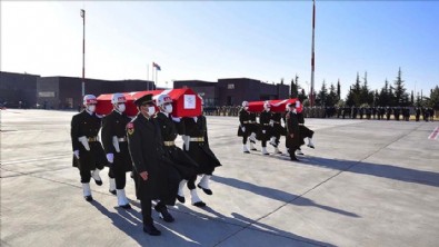 Gara şehitlerine son görev! Şehit yakınından Akşener tepkisi: Hem PKK'ya yardım ediyorlar hem de çelenk gönderiyorlar