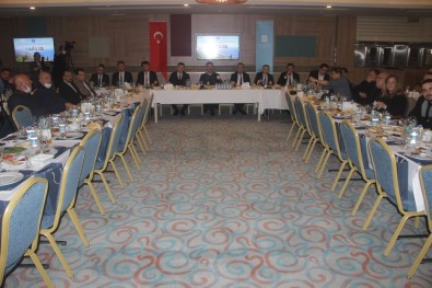 Balıkesir Büyükşehir Belediye Başkanı Yücel Yılmaz Edremit Körfezi Bölgesi Vizyon Projelerini Tanıttı