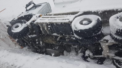 Bursa-İzmir Yolunda Mahsur Kalan Vatandaşlar Böyle Görüntülendi