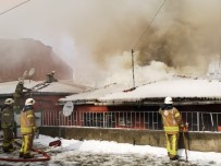 Ataşehir'de Korkutan Yangın Açıklaması Patlama Sesleri Telaşa Neden Oldu Haberi