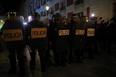 İspanya'da Rapçi Pablo Hasel Protestoları İkinci Gününde