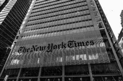 New York Times'dan övgü dolu yazı: Türkiye tek ülke!
