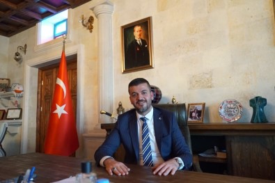 Ürgüp Belediye Başkanı Aktürk, Regaib Kandili'ni Kutladı