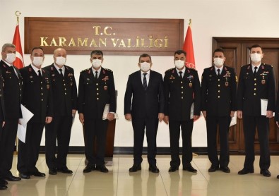 Vali Işık, Jandarma Personelini Başarı Belgesi İle Ödüllendirdi