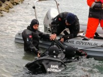 Enez'de Tekneden Düşen Gencin Cansız Bedenine Ulaşıldı