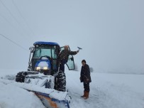 Köy Yollarını Açık Tutma Mücadelesi Sürüyor