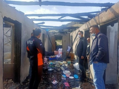 Bucak'da Çıkan Yangında Ev Kullanılamaz Hale Geldi