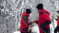 Kocaeli'de Kayak Yaparken Pistten Çıkarak Karda Mahsur Kalan Turisti JAK Timi Kurtardı Haberi