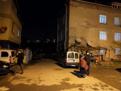 Pendik'te Bıçaklı Dehşet Açıklaması Annesini Kalbinden Bıçakladı