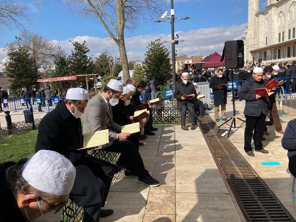 İlahiyatçı Muhammet Emin Saraç son veda! Cenaze törenine Başkan Erdoğan da katılıyor!