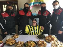 Polisten Down Sendromlu Altan'a Doğum Günü Sürprizi