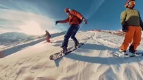 Tunceli'nin Dağlarında Kayak Keyfi Haberi