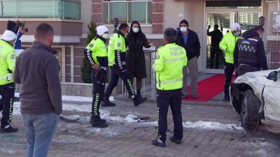 Afyonkarahisarlı Motosiklet Tamircisi, Atık Malzemelerden Mini Cip Yaptı