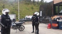 Ekvador'da 3 Hapishanede İsyan Çıktı Açıklaması 50 Ölü