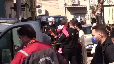 İzmir'de Alacak Verecek Meselesi Nedeniyle Çıkan Kavgada Başından Yaralanan Kişi Öldü