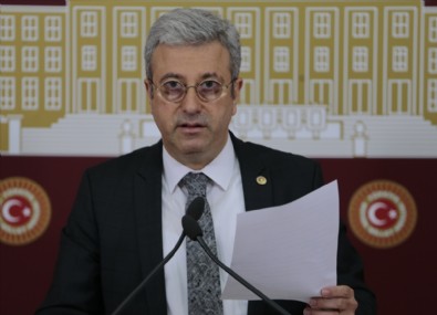 CHP'li vekil hem 'Mustafa Kemal' istismarı yapıp, hem de tehdit savurdu!