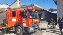 Gaziantep'te Bir Depoda Çıkan Yangın Büyümeden Kontrol Altına Alındı Haberi