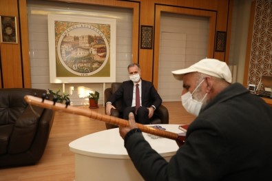 Rıdvan Amca Yeni Sazına Kavuştu