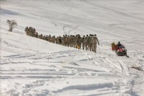 2 bin rakımda çığ tatbikatı!