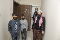 Mersin'de Yangın Mağduru Ailenin Evi Yenilendi Haberi