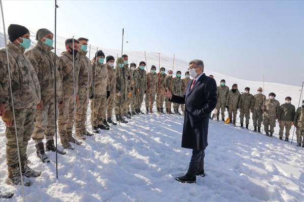 2 bin rakımda çığ tatbikatı!