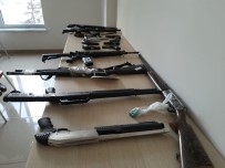 Kahramanmaraş'ta 54 Kişiden 62 Silah Ele Geçirdi