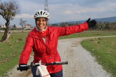 49 Yaşındaki Kadın Kanseri Bisiklet Sevgisiyle Yendi Açıklaması Doktorlar Bile Şaşırdı