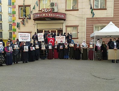 Diyarbakır Anneleri'nde bir buluşma daha!