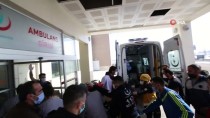 Sivas'ta Otomobil İle Beton Mikseri Çarpıştı Açıklaması 1 Ölü, 2 Yaralı Haberi