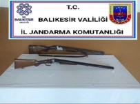 Balıkesir'de Jandarma 14 Aranan Şahıs Yakalandı